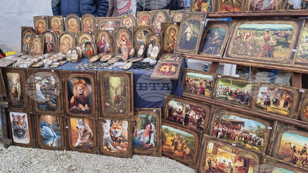 Априлци - Празник на сланината и греяната ракия