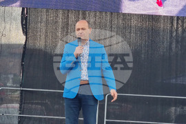 Априлци - Празник на сланината и греяната ракия