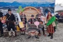 Априлци - Празник на сланината и греяната ракия