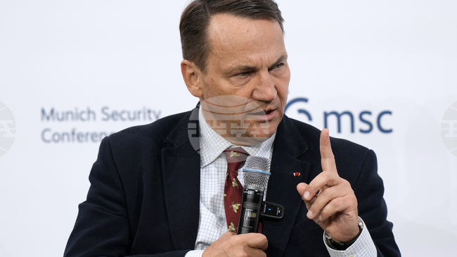 Отбраната на източния фланг на НАТО срещу потенциална руска агресия би струвала 1,2 трилиона евро, заяви Варшава