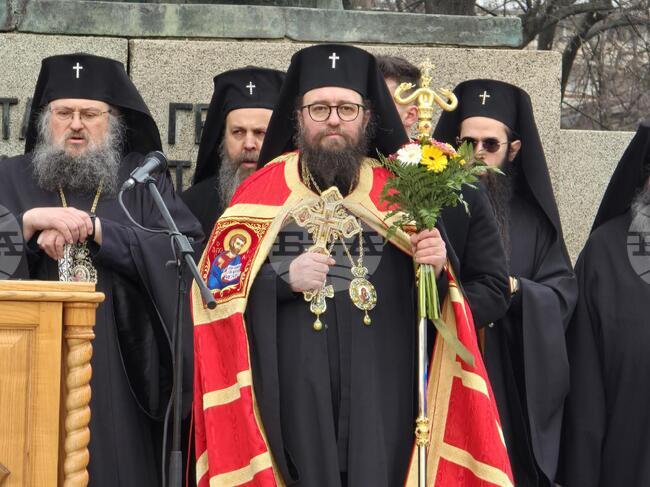 Новият Видински митрополит Пахомий беше тържествено посрещнат във Видин