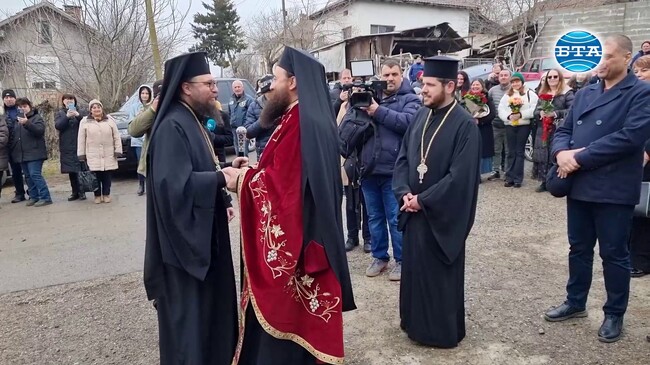 Новоизбраният Видински митрополит беше посрещнат в село Сумер от стотици миряни и кметове