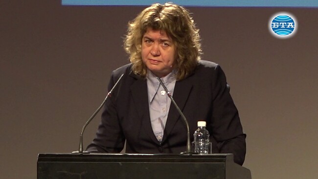 Възстановяването на доверието в БСП днес минава през един основен пункт - проблемите на хората, каза Наталия Киселова