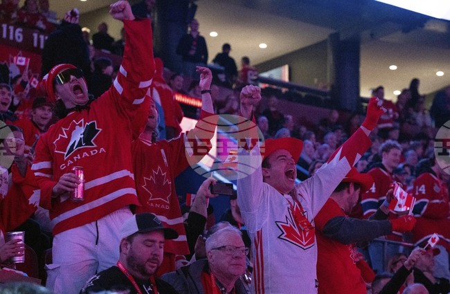 САЩ победи Канада в голямото дерби от турнира Четирите нации по хокей на лед