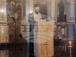 Плевен - храм "Света Параскева" - неделна служба