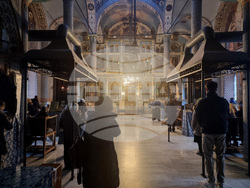 Плевен - храм "Света Параскева" - неделна служба