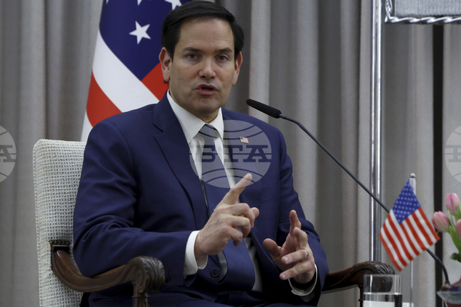 Държавният секретар на САЩ честити националния празник на България