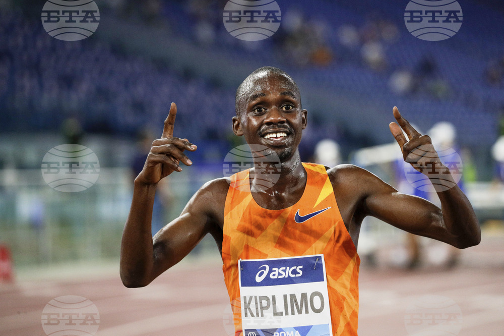 Джейкъб Киплимо счупи световния рекорд в полумаратона, японец подобри върховото постижение в спортното ходене на 20 км