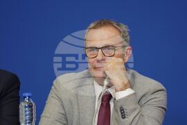 БТА - годишнина - Национален пресклуб - шрифт - представяне