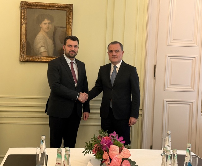 Foreign Ministers of Bulgaria, Azerbaijan Meet