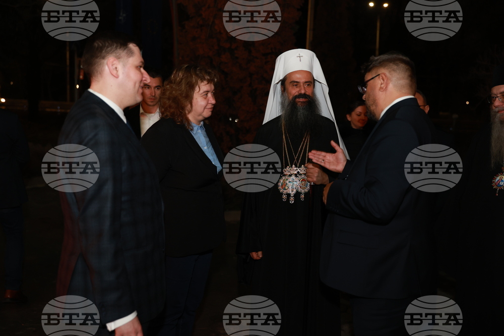 Българска телеграфна агенция - годишнина - обновена фасада - осветление