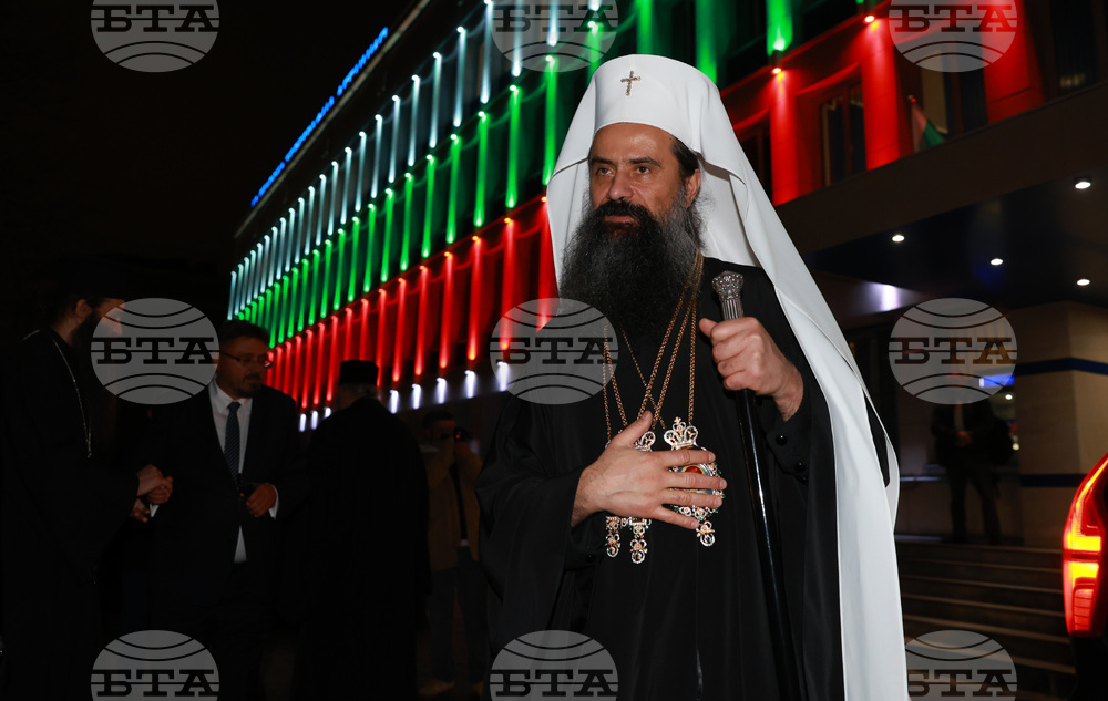 Българска телеграфна агенция - годишнина - обновена фасада - осветление