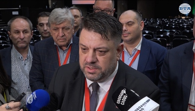 Атанас Зафиров е избран за председател на БСП с 422 гласа