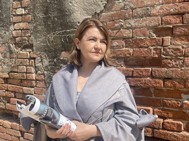 Филм разказва за българското участие на Венецианското биенале за изкуство