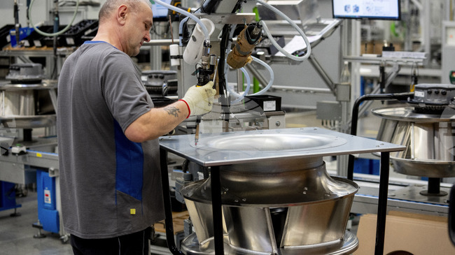 Повечето германски предприятия смятат данъчната тежест в страната за прекалено висока, показва проучване 