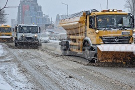 Снегорини - обработка на пътната настилка