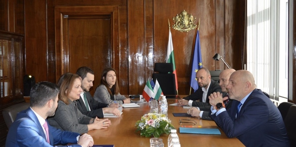 Вицепремиерът Томислав Дончев запозна италианския посланик и бизнес в страната с приоритетите на кабинета и на Министерството на иновациите и растежа