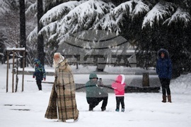Зима - снеговалеж