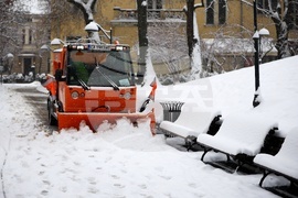 Зима - снеговалеж - почистване