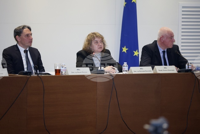 Народно събрание - Актуално състояние на държавната политика в областта на намаляване на разпространението и употребата на наркотични и психоактивни вещества в България- конференция