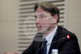 Народно събрание - Актуално състояние на държавната политика в областта на намаляване на разпространението и употребата на наркотични и психоактивни вещества в България- конференция