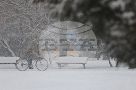 Зима - снеговалеж