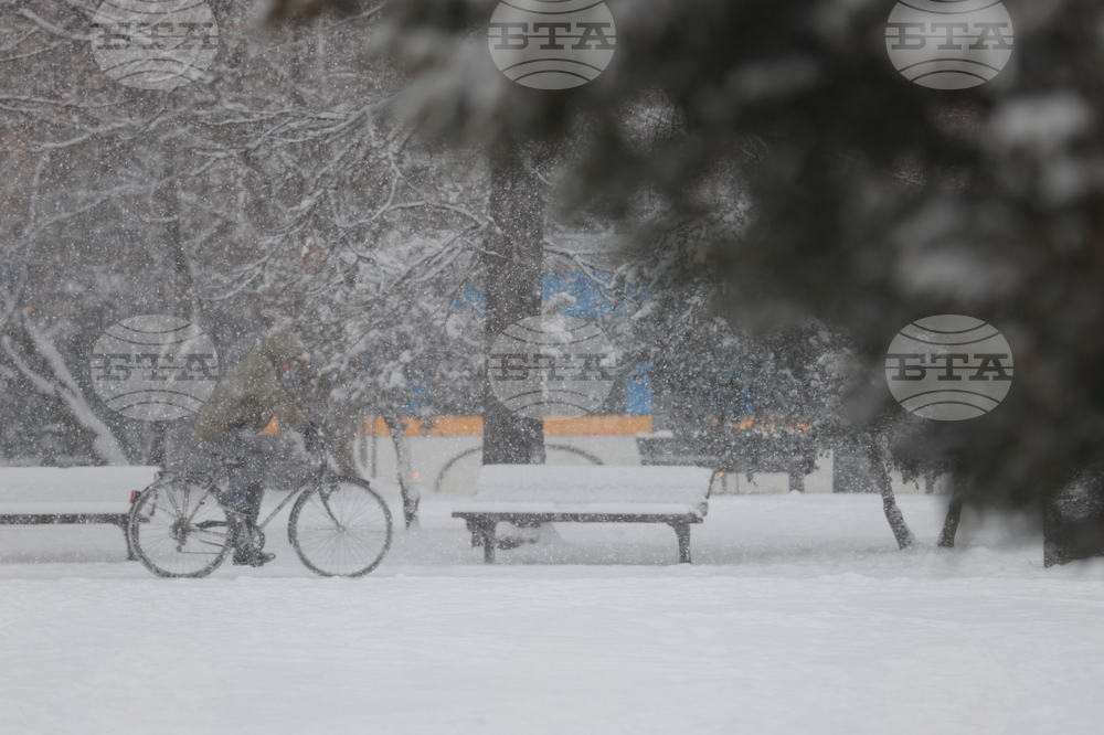 Зима - снеговалеж