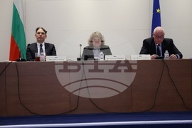 Народно събрание - Актуално състояние на държавната политика в областта на намаляване на разпространението и употребата на наркотични и психоактивни вещества в България- конференция