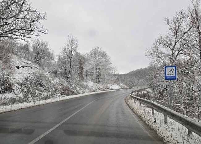 Почистени и проходими са пътищата в област Враца, съобщава областната администрация 