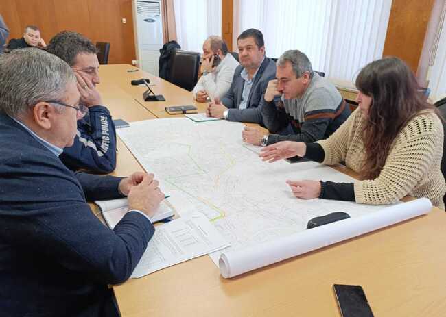 Общинската комисия по транспорт в Шумен гласува предложение за промяна на маршрута на автобусна линия №7 - ще спира до поликлиниката