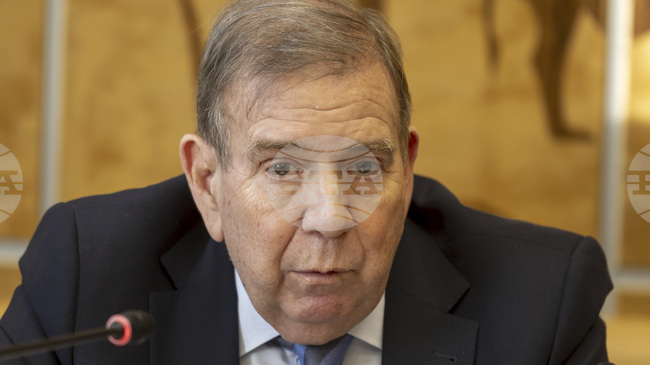 Едмундо Гонсалес Урутия призова за експлицитно признаване на неговата победа на президентските избори във Венецуела