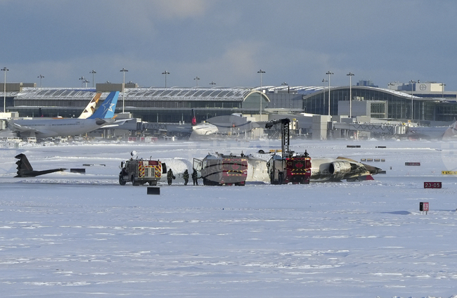 Bulgarian Consulate General in Toronto Monitors Situation after Pearson Airport Plane Crash