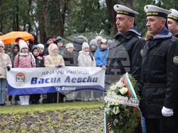 Варна - паметник - 152 години от гибелта на Апостола