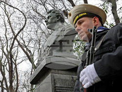 Варна - паметник - 152 години от гибелта на Апостола