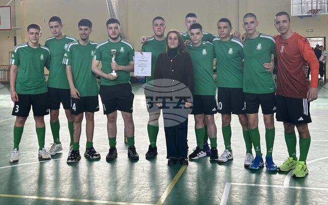 Приключи общинският етап на Ученическите игри по баскетбол, хандбал и бадминтон в Плевен