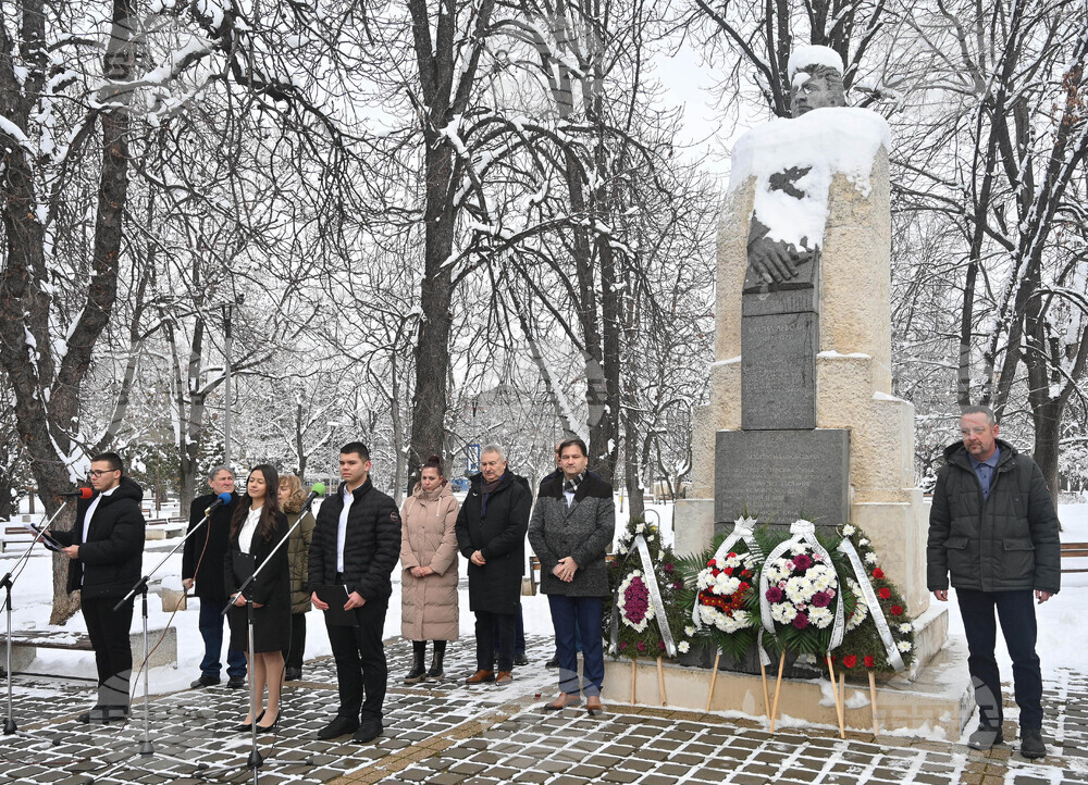 Монтана - Васил Левски - годишнина - почит