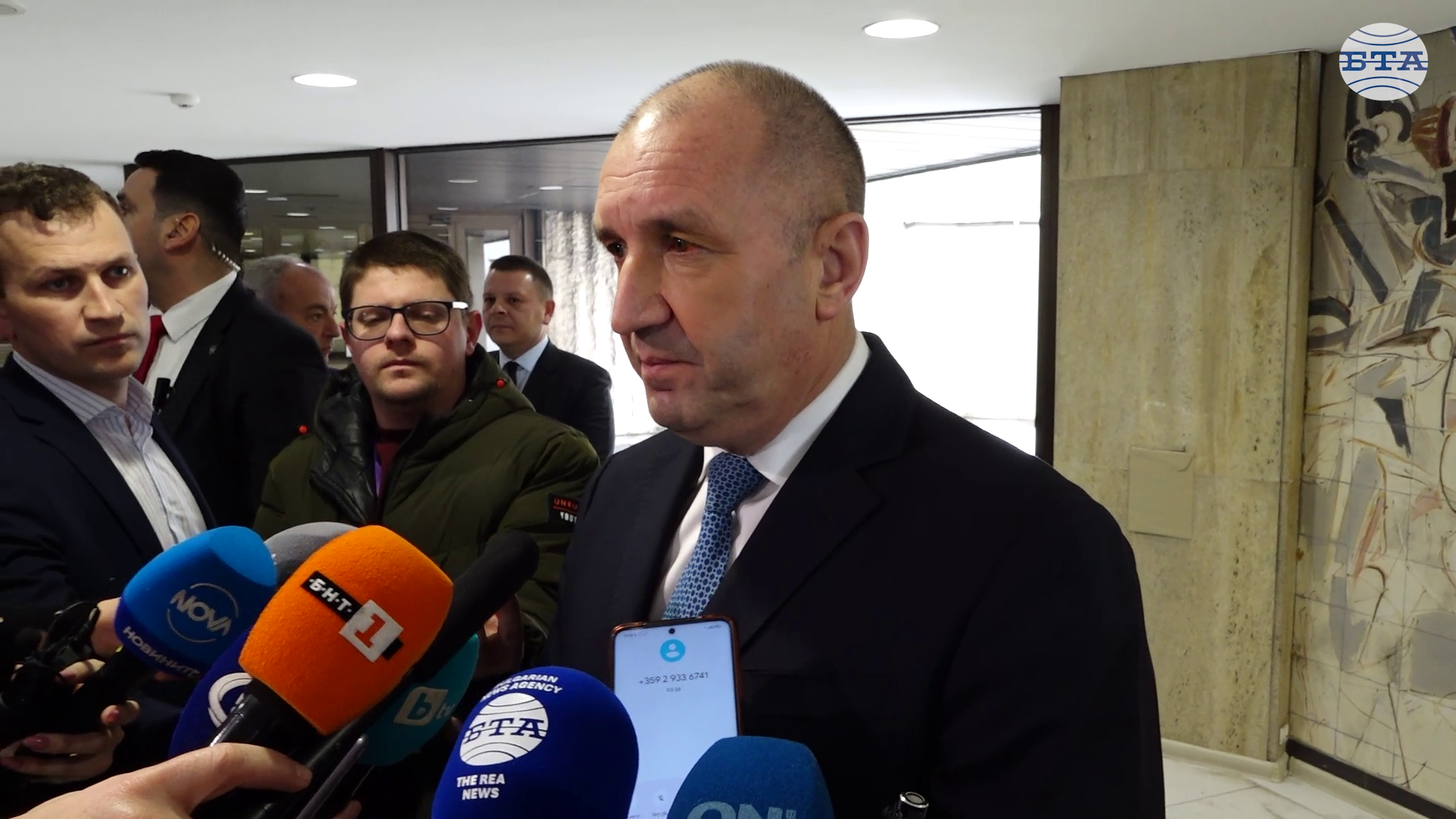 Категорично против съм България да изпраща войници в Украйна под каквато и да е форма, каза президентът Румен Радев