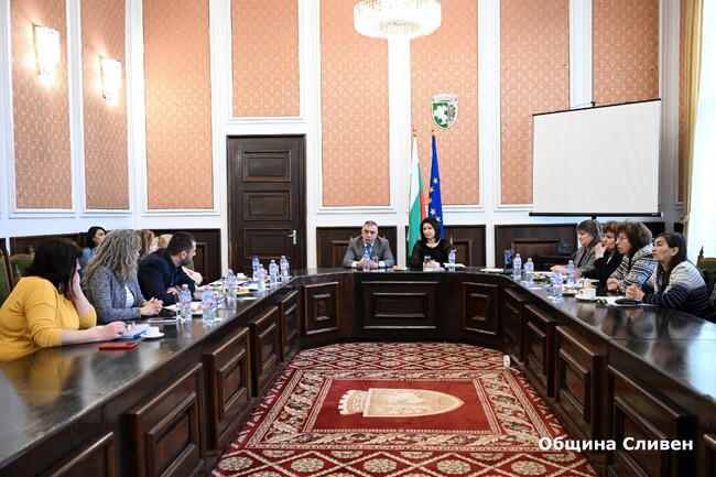 Сливен бе домакин на заседание на Националната асоциация на секретари на общини в България