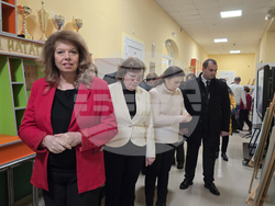 Ловеч - Основно училище „Васил Левски” - вицепрезидент - посещение