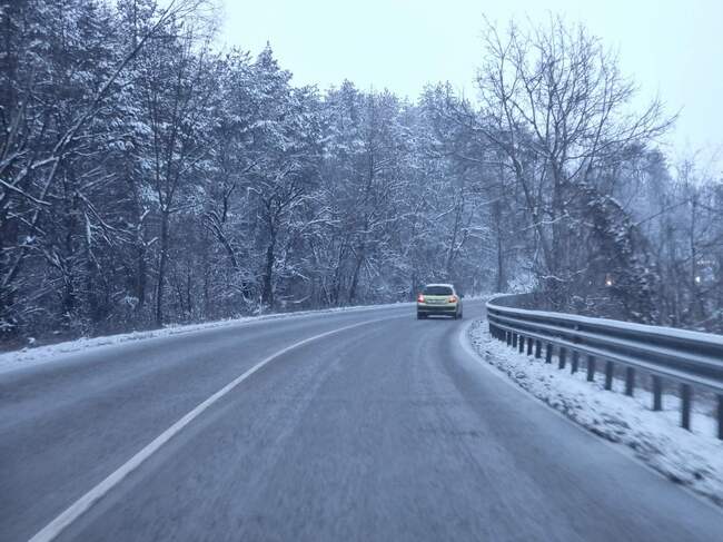 Областна администрация Русе: Всички пътища в Русенско са проходими при зимни условия, няма населени места без ток, вода и телекомуникации