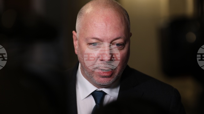  Ще направим необходимото бюджетът да бъде консесусен, заяви премиерът Росен Желязков, като не изключи да има удължителен бюджет