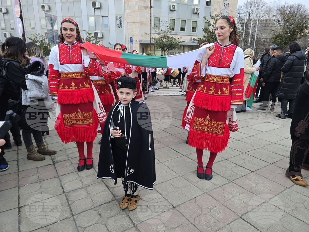 Петрич - факелно шествие - Васил Левски