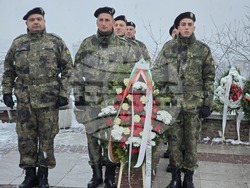 Ловеч - Васил Левски - почит