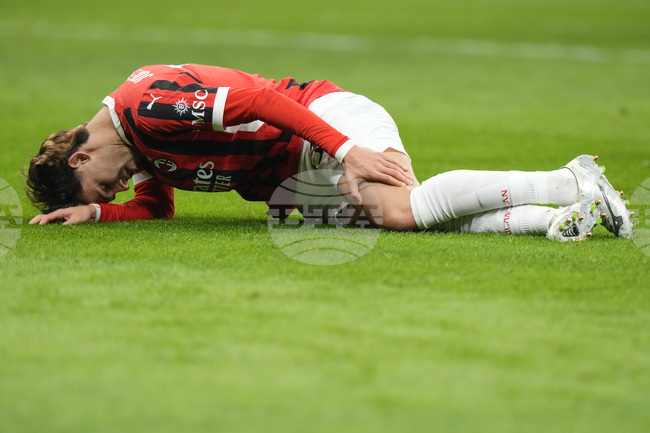 Жоао Феликс се завръща в Бенфика