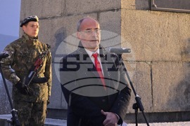 Ловеч - Васил Левски - почит