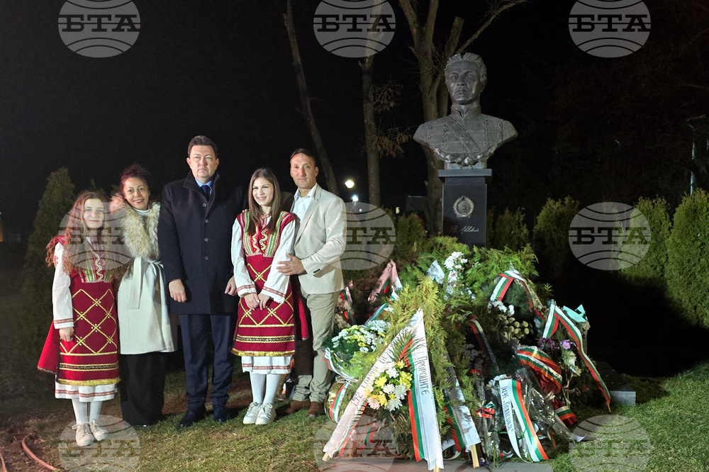 Петрич - факелно шествие - Васил Левски