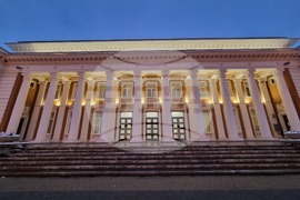 Перник - Драматичен театър „Боян Дановски“
