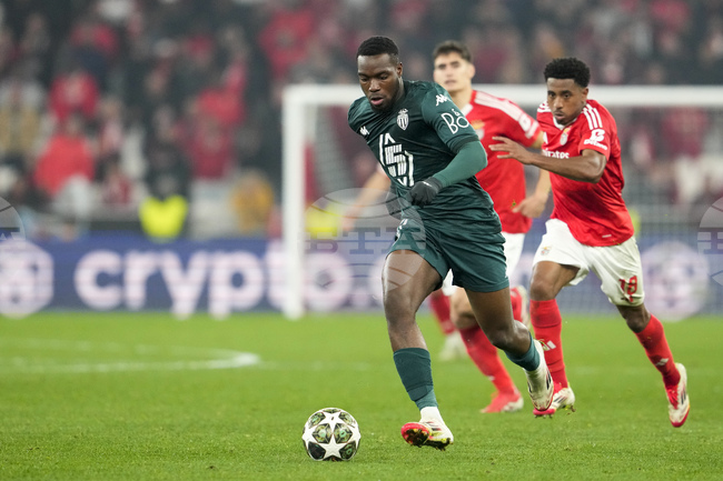 Монако обяви трансфера на нападателя Иленикена в Ал-Итихад