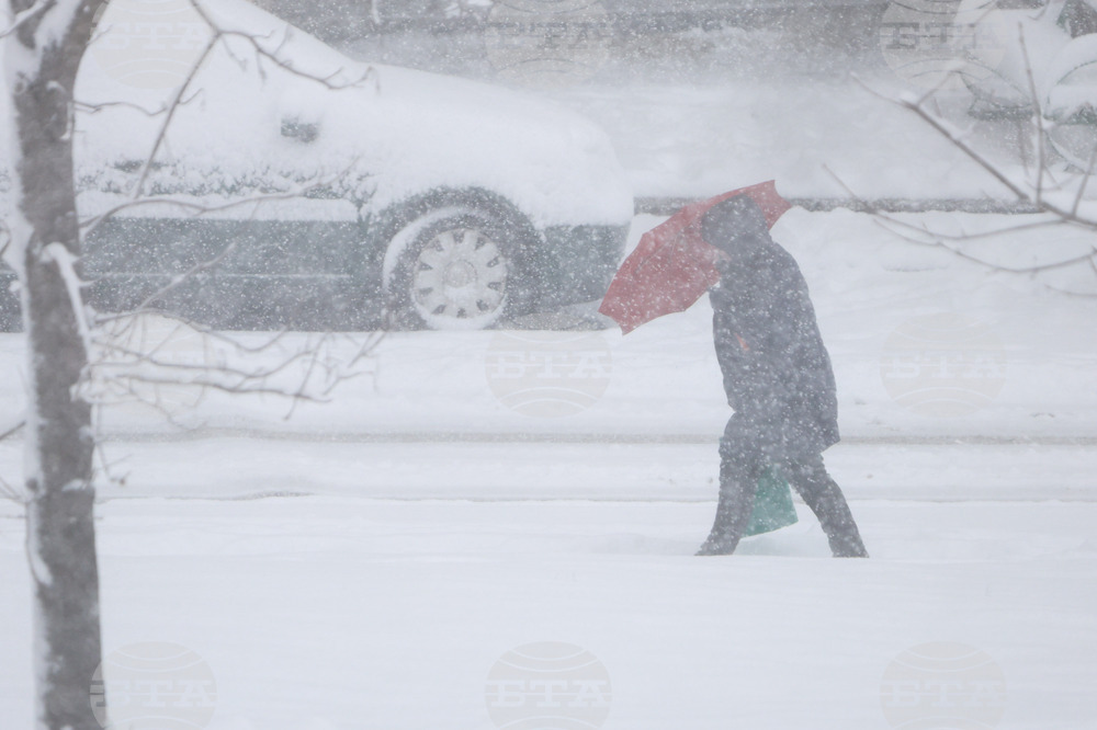 Бургас - снеговалеж