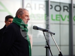 Летище „Васил Левски“ - София - преименуване